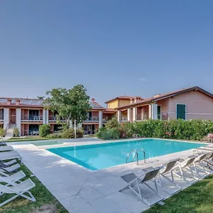 Tenuta Di Palú Aparthotel Bardolino